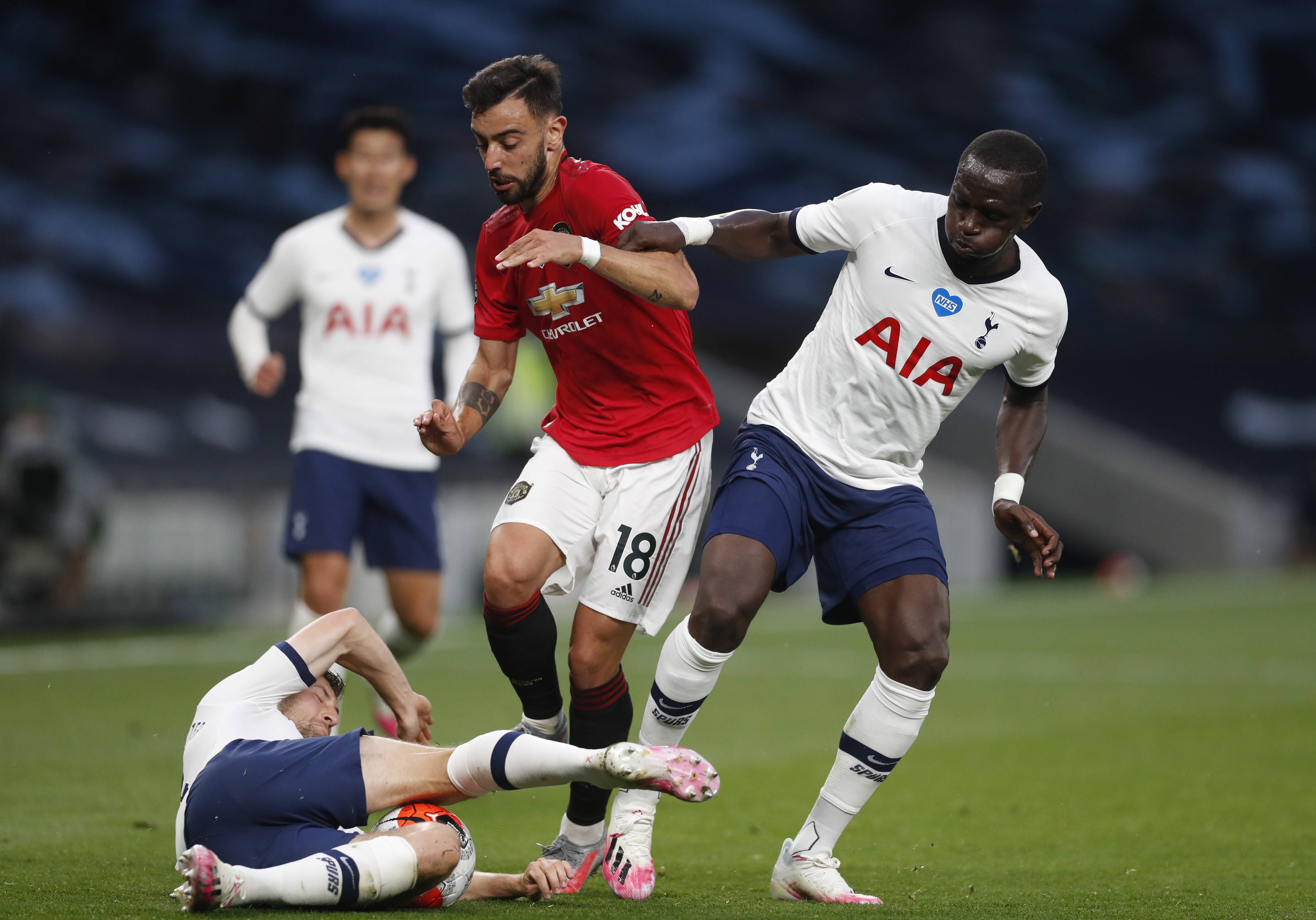 不仅因为穆 不仅因为穆